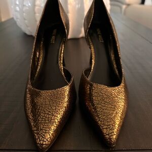 Nine West Women's Gold Pumps